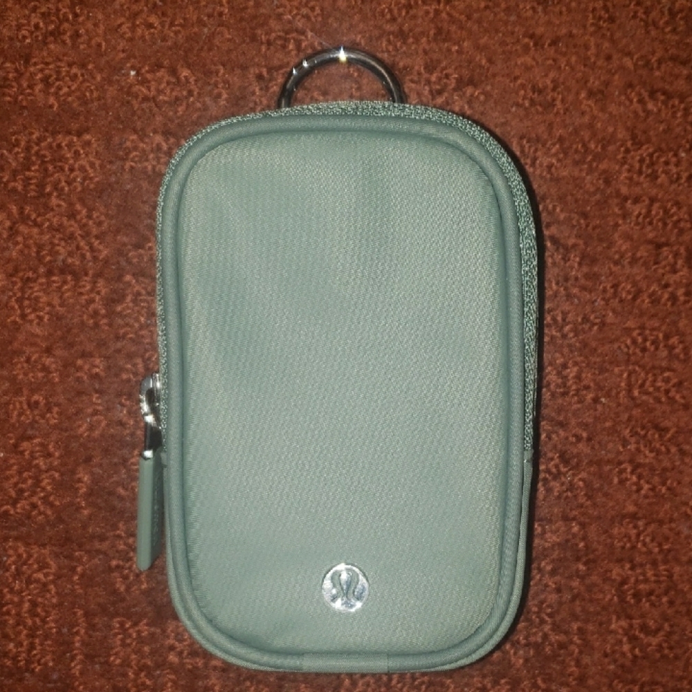 Lululemon Clippable Nano Pouch